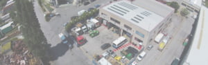Vista dall'alto dell'officina 3B Trucks di Savona
